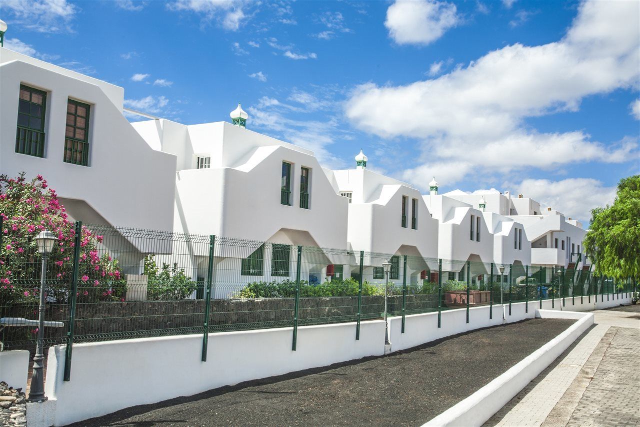 Club Del Carmen Aparthotel Puerto del Carmen  Exterior photo