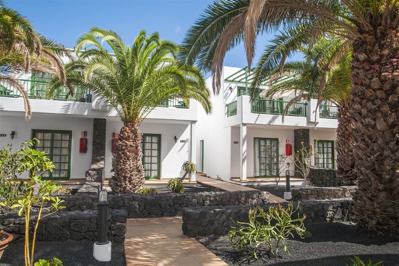 Club Del Carmen Aparthotel Puerto del Carmen  Exterior photo
