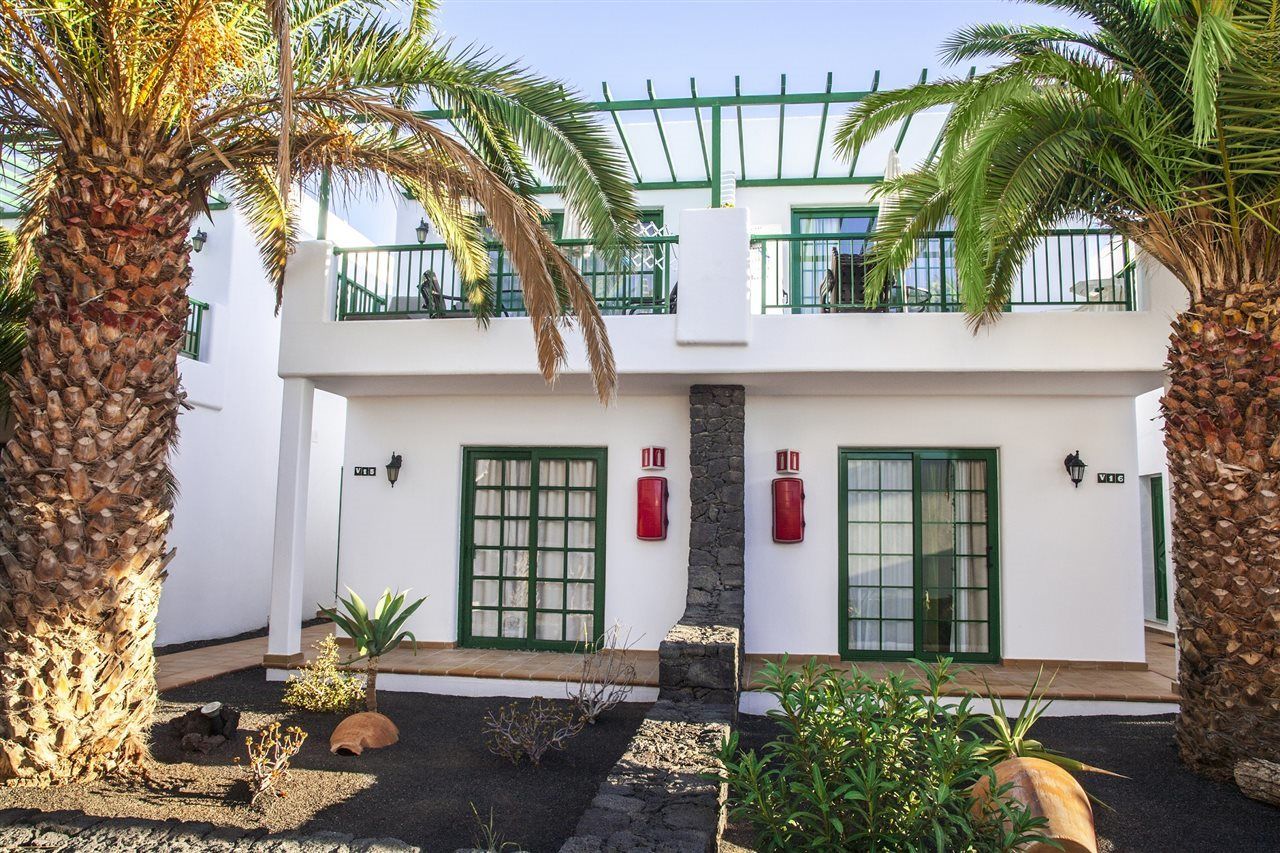 Club Del Carmen Aparthotel Puerto del Carmen  Exterior photo